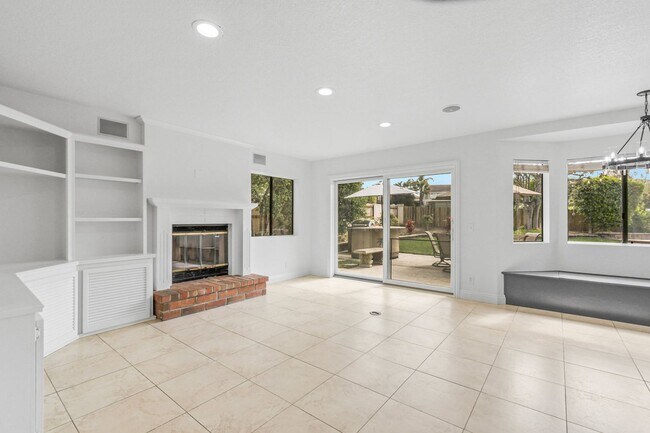 Building Photo - Encinitas Gem with Serene Backyard Pool - Available Dec. 1, 2025