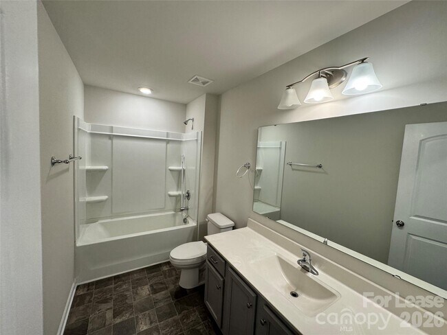 Building Photo - 1011 Maylen Trce