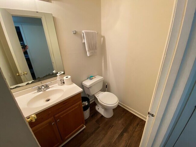 Building Photo - 1108 Tiger Blvd