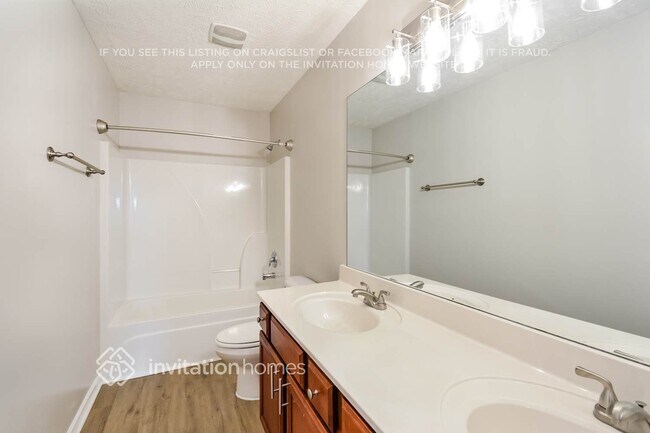 Building Photo - 7005 Big Eagle Trail