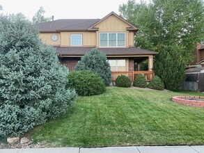 Building Photo - Broadmoor Glens Home