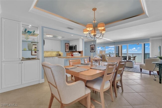 Building Photo - 3443 Gulf Shore Blvd N