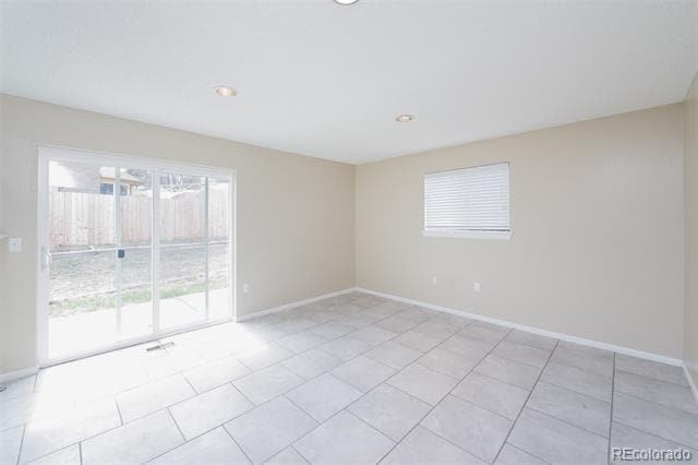 Building Photo - 8563 Dover Ct