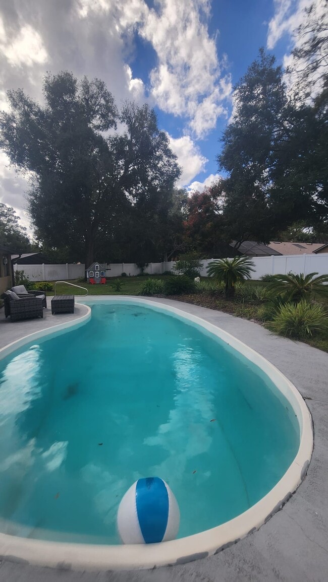 Building Photo - 2905 Autumnwood Trail