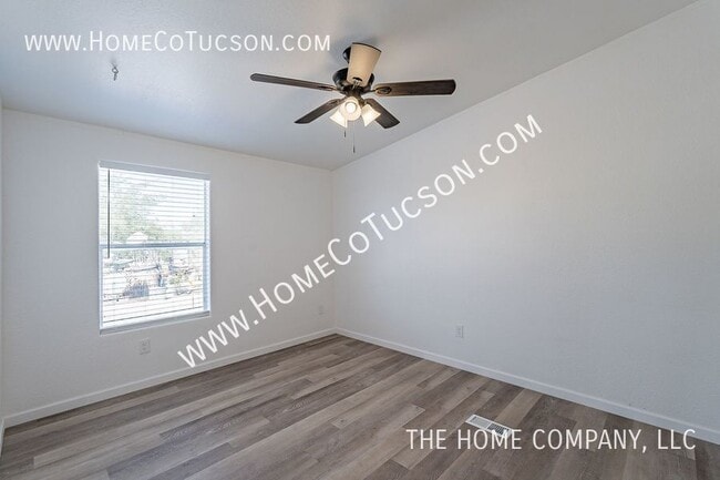 Building Photo - 2628 N Fontana Ave