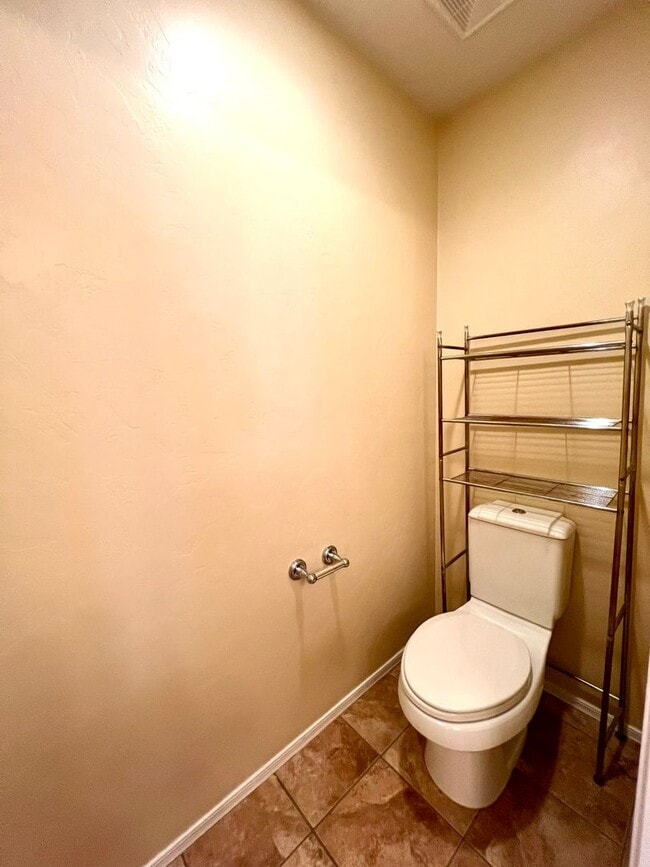 Building Photo - Nice 3 Bedroom Home in Sierra Morado