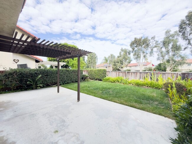 Building Photo - 3 Bedroom 2.5 Bath Home in Calavera Hills