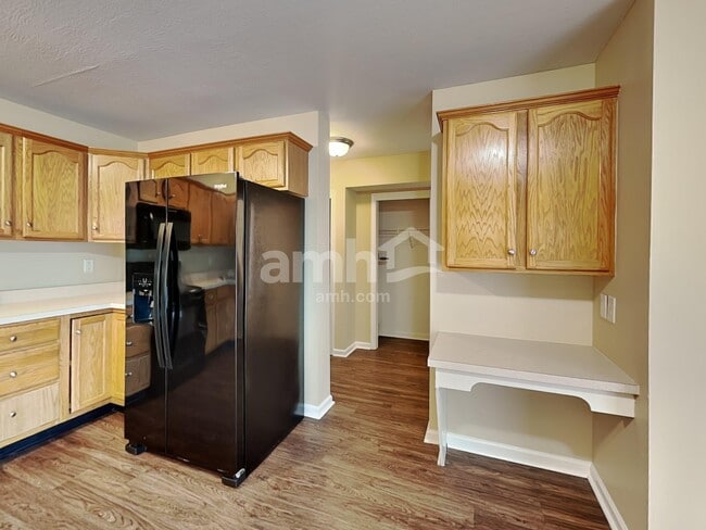 Building Photo - 12523 Doe Ln