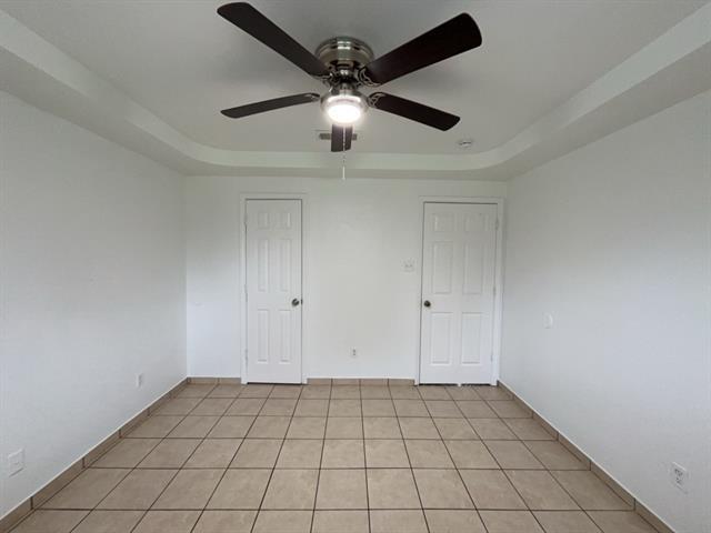Building Photo - 112 Mesa Dr
