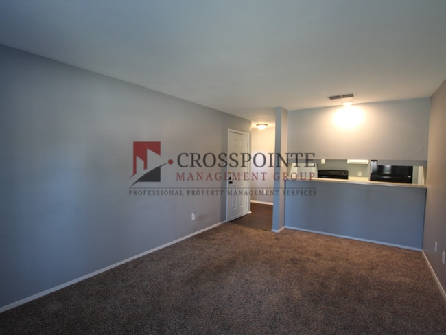 Building Photo - 1 Bedroom, 1 Bathroom Upstairs Apartment in Tyler!