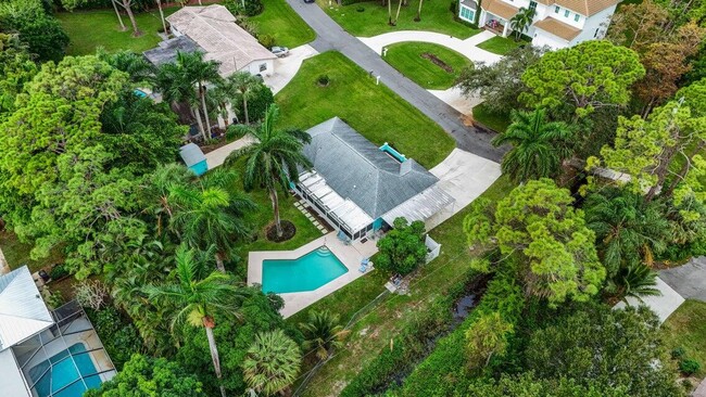 Building Photo - 5554 Hibiscus Rd