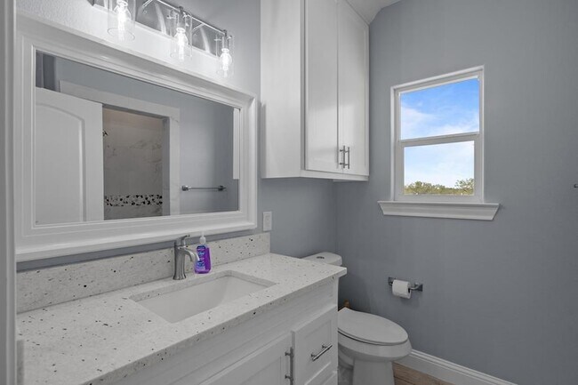 Building Photo - 16110 Red Deer Ave