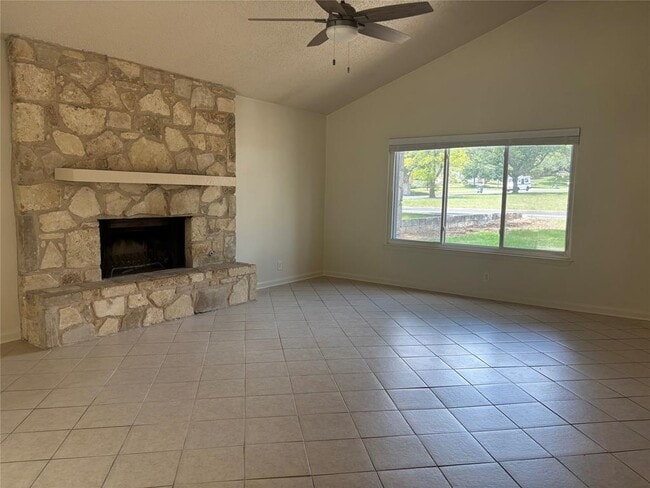 Building Photo - 6605 Danwood Dr