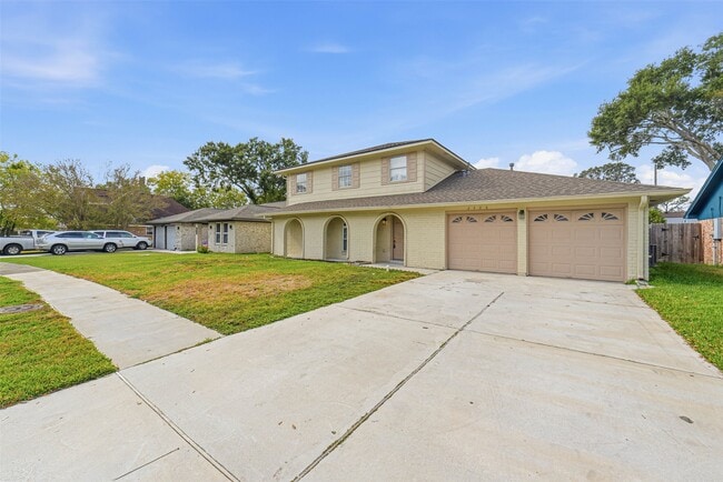 Building Photo - 2406 Joel Wheaton Rd