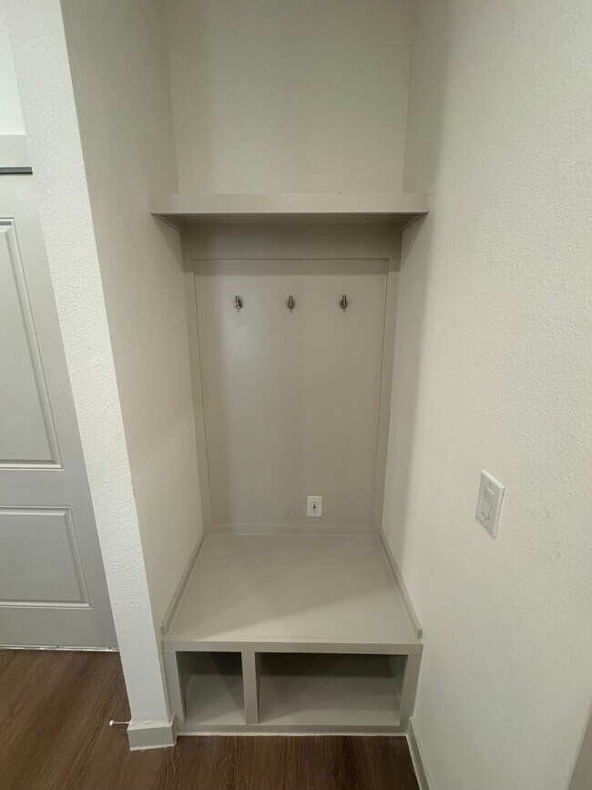 Building Photo - 4465 S Preston Rd