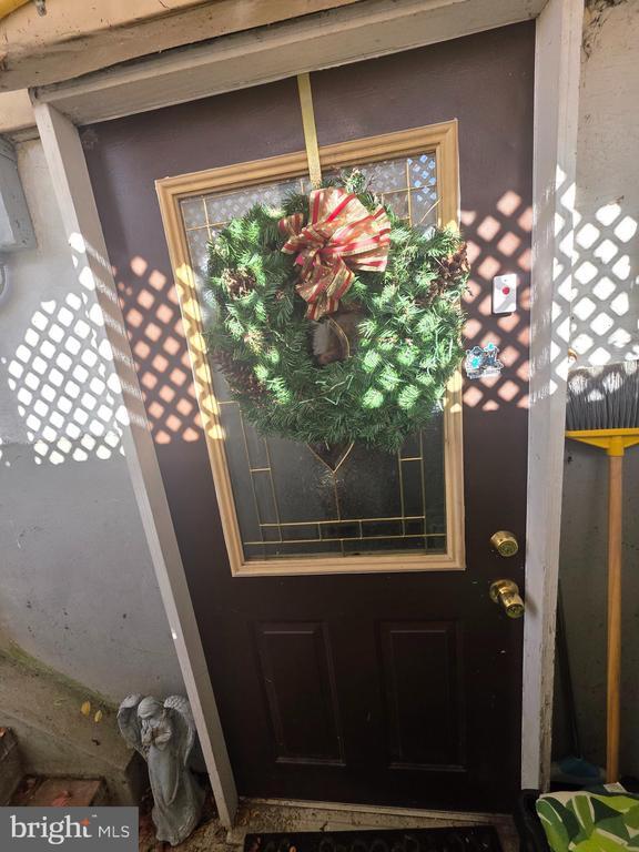 Building Photo - 809 N Abingdon St