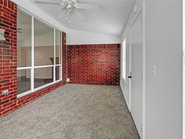 Building Photo - 2708 Crystal Falls Dr