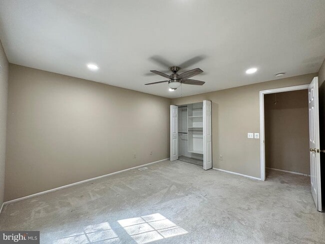 Building Photo - 6123 Martins Landing Ct