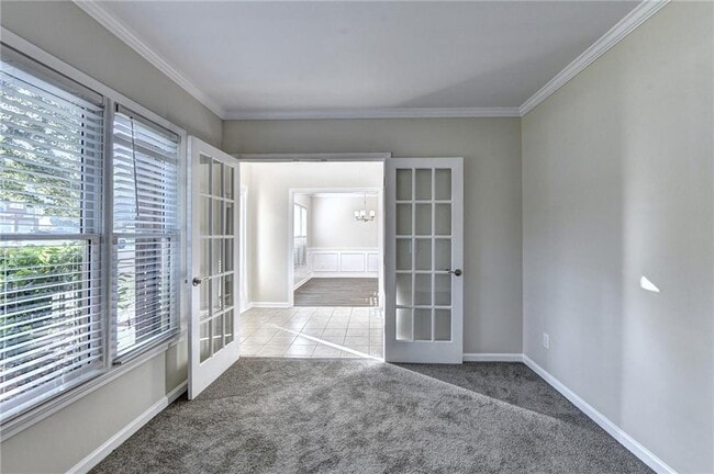 Building Photo - 3460 Maple Terrace Dr