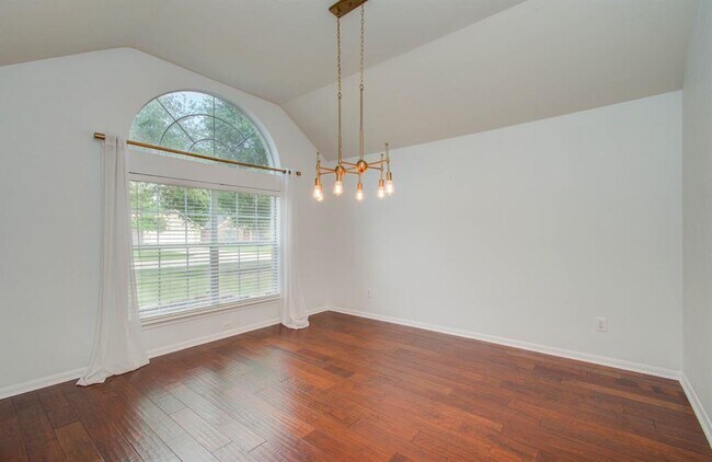 Building Photo - 15011 Redding Crest Ln