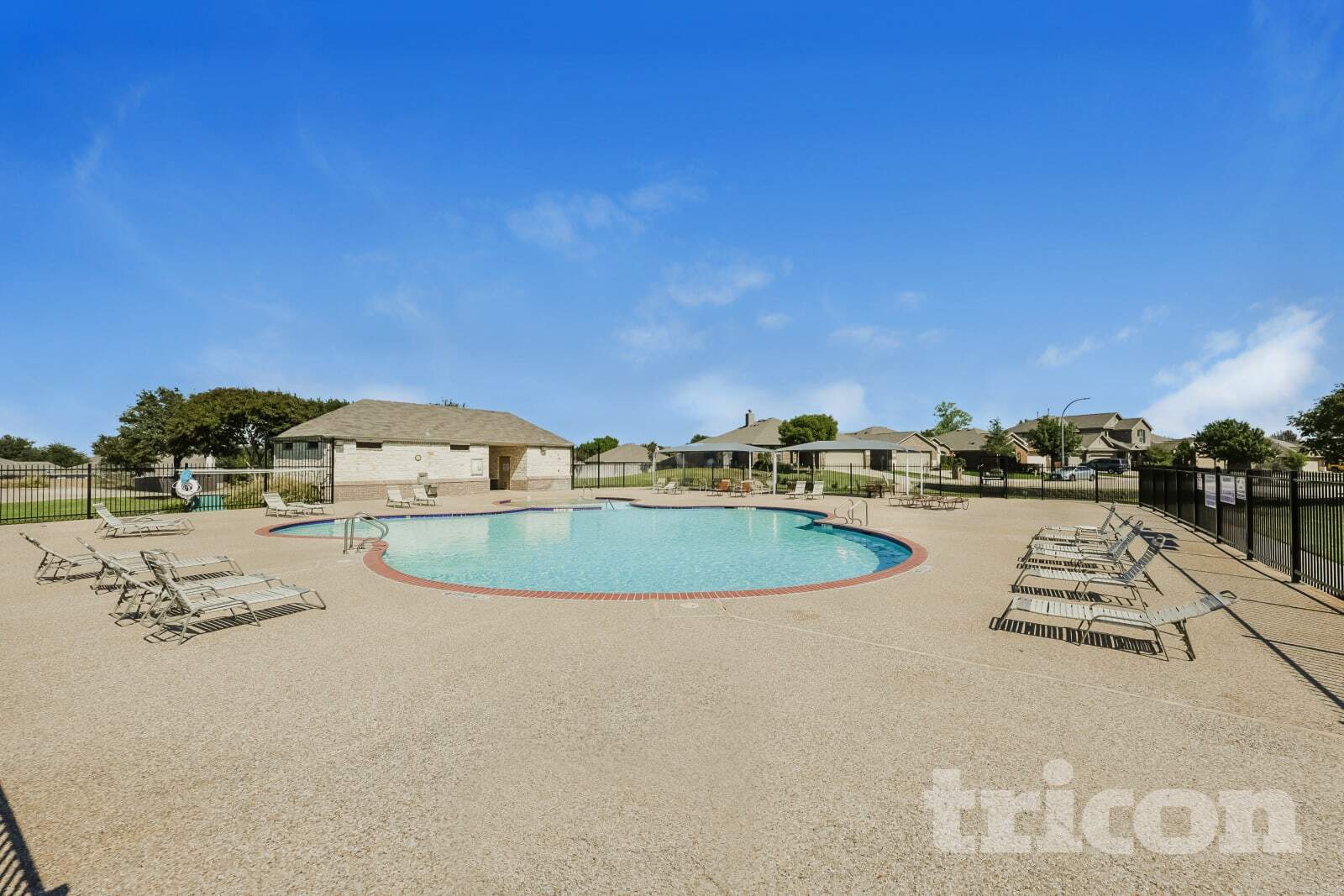 Building Photo - 1228 Artesia Dr