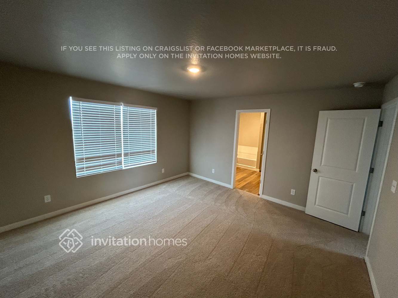 Building Photo - 970 Cascade Falls St