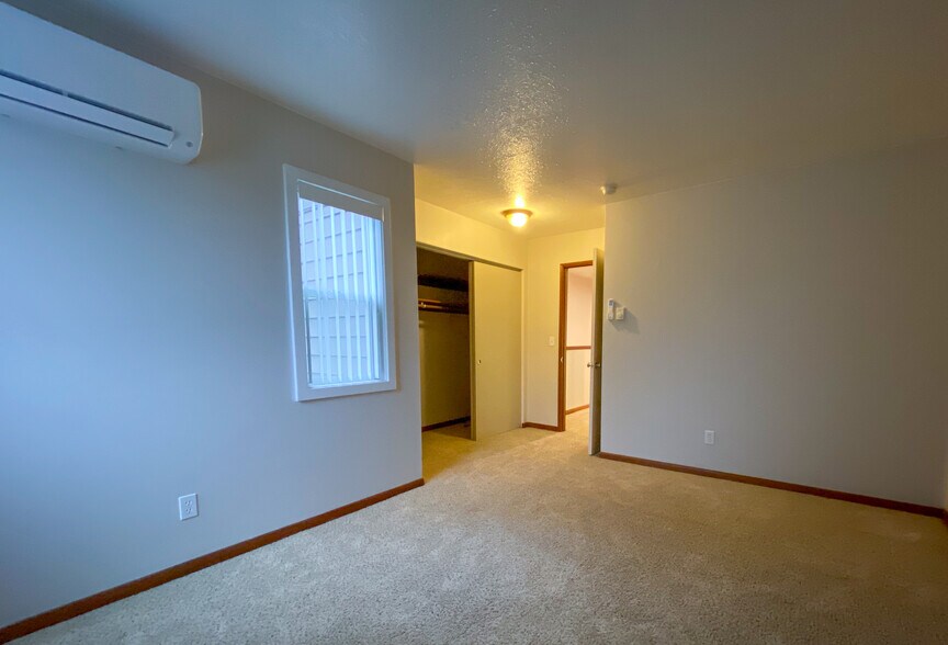 Building Photo - 2026 SW Carolina St