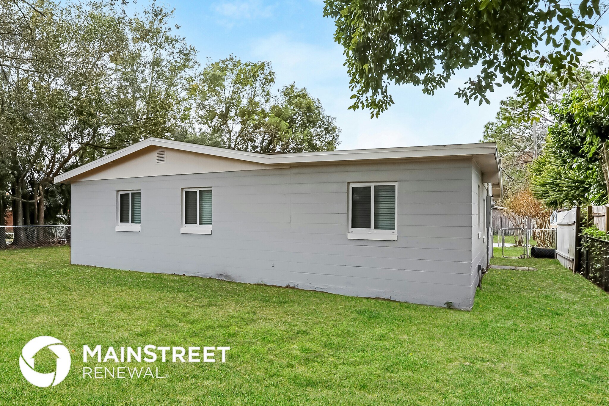 Building Photo - 1225 Gail St