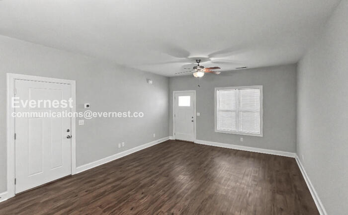 Building Photo - 1606 McBrien Rd