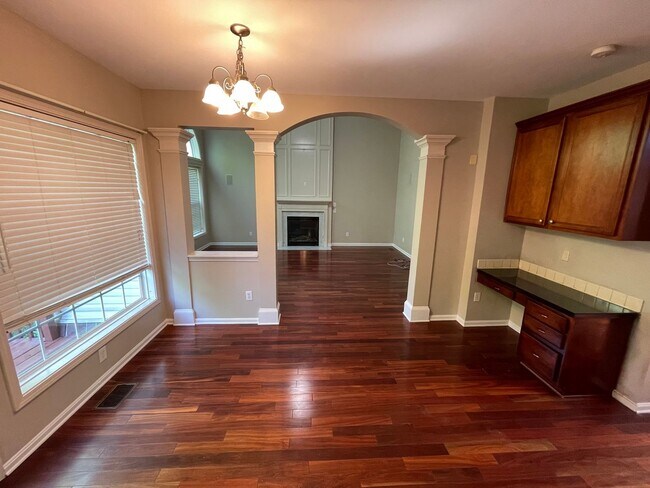 Building Photo - 10704 Copper Ridge Dr