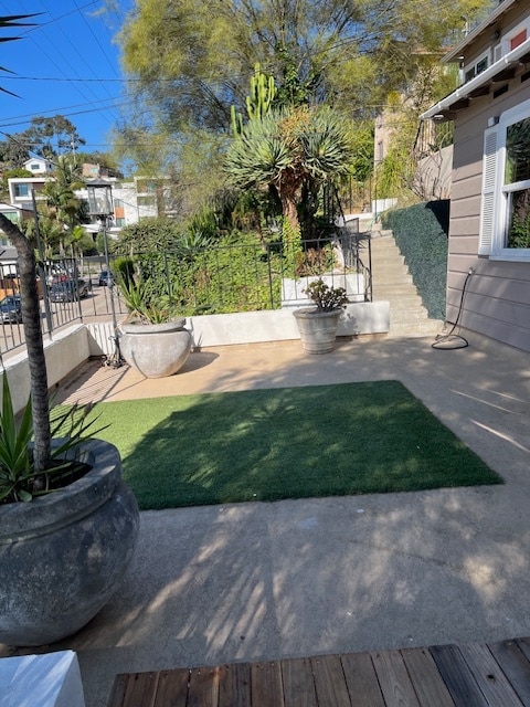 large private front deck - 625 W Maple St