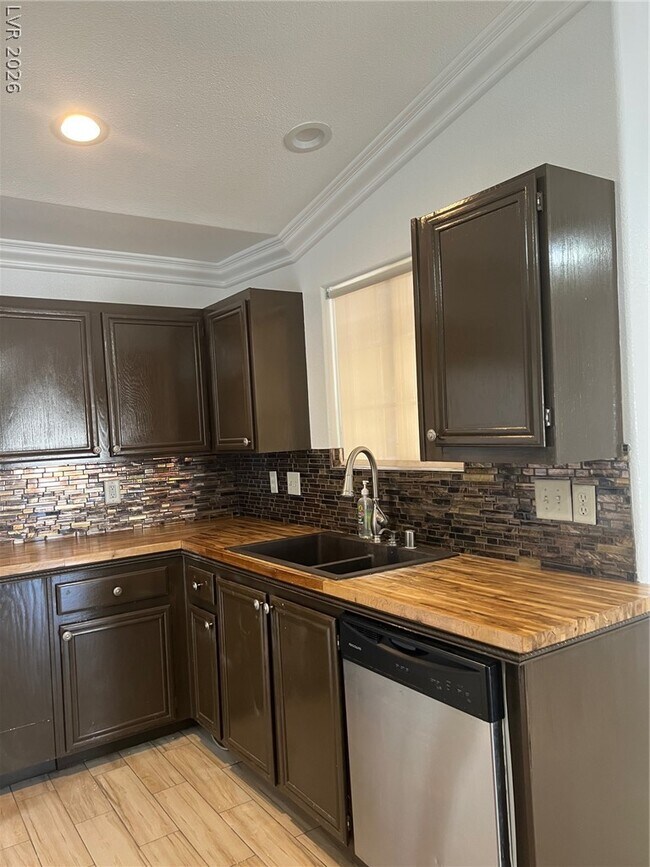 Building Photo - 5412 Lavender Ct