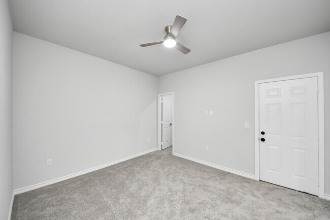 Building Photo - 382 Rd 5704
