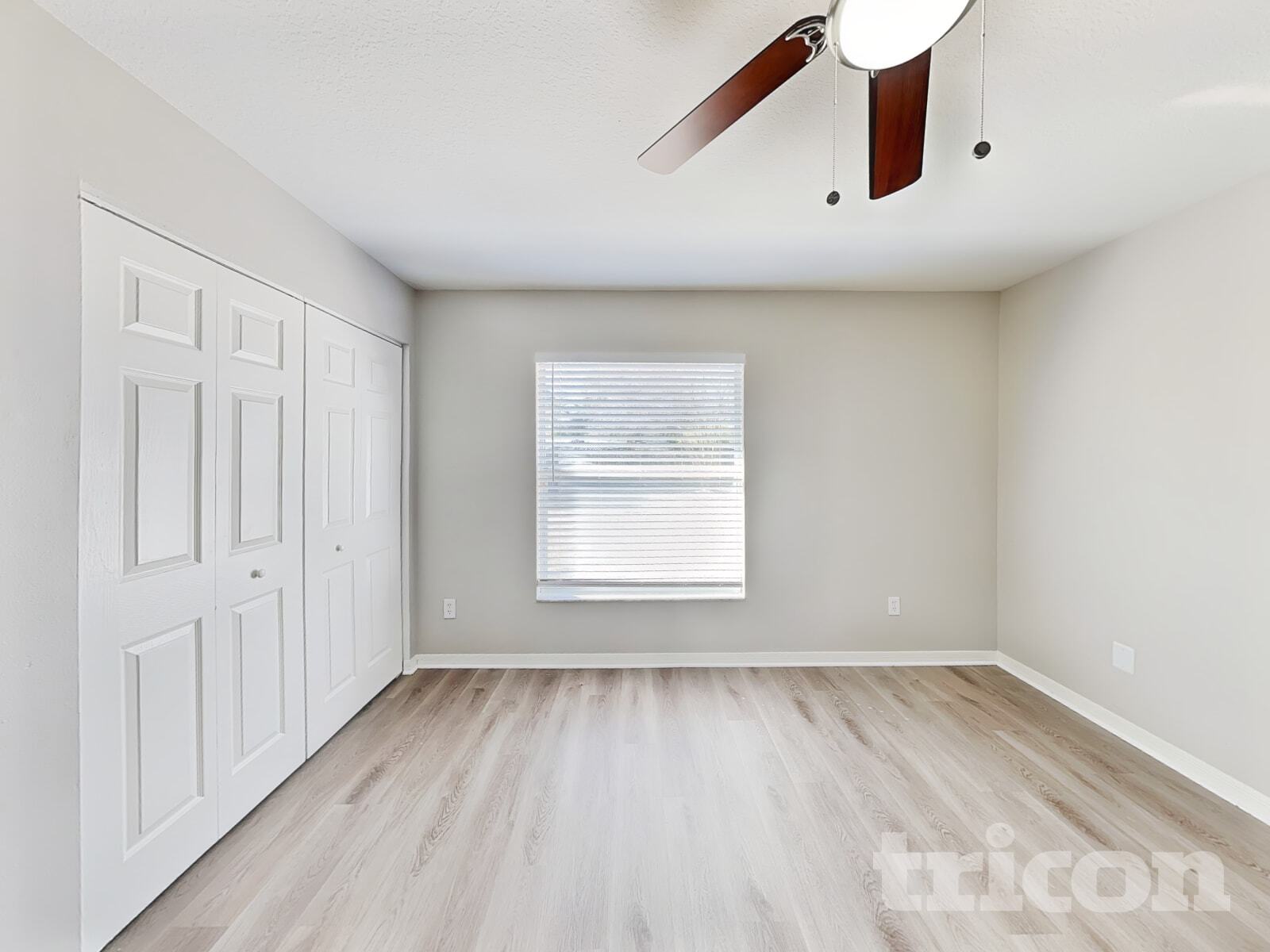 Building Photo - 8312 N Orangeview Ave