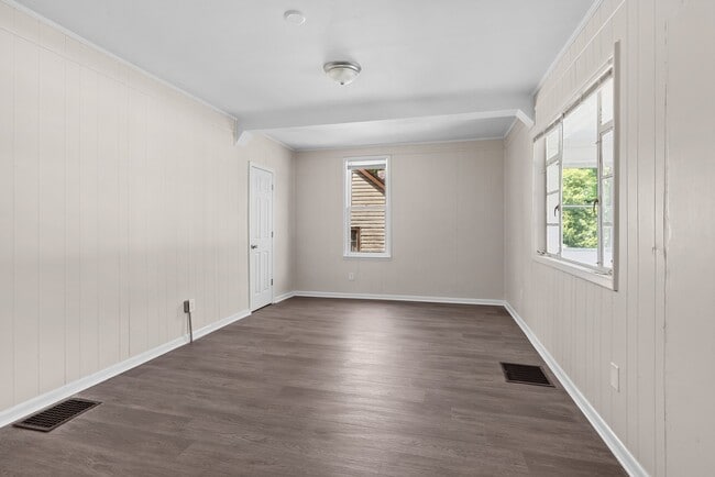 Building Photo - 2028 Avenue V