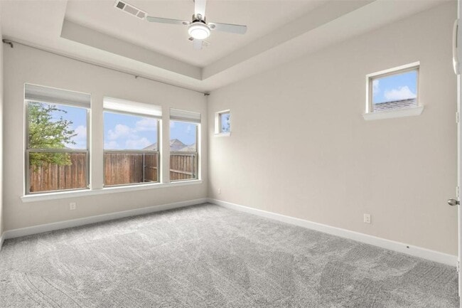 Building Photo - 1725 Rolling Heights Ln