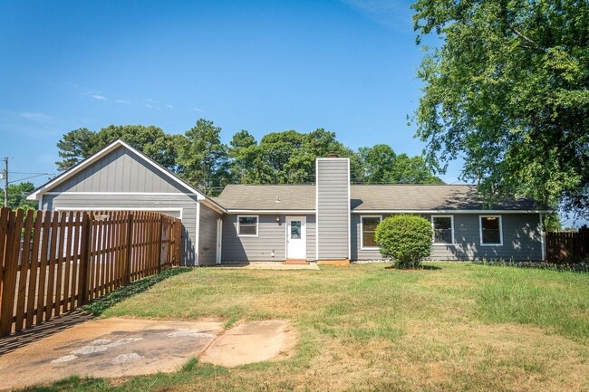 Building Photo - 10900 Co Rd 1