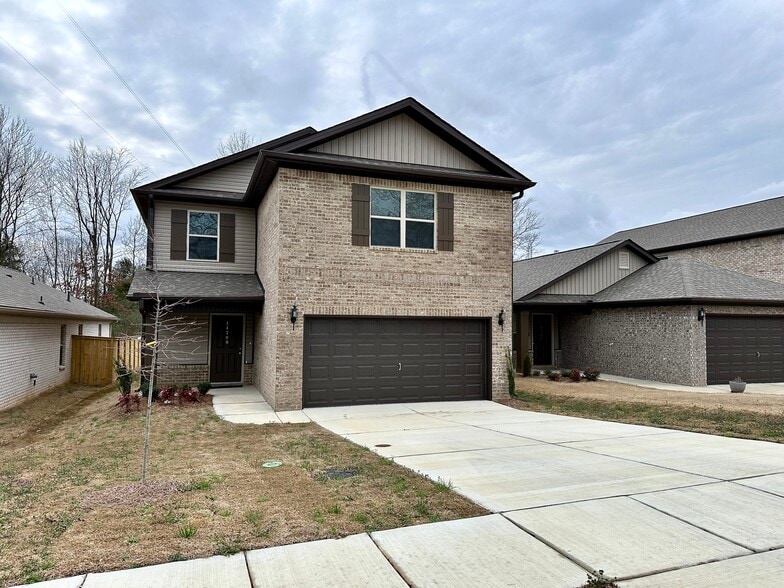 Primary Photo - 14709 Ravenel Dr