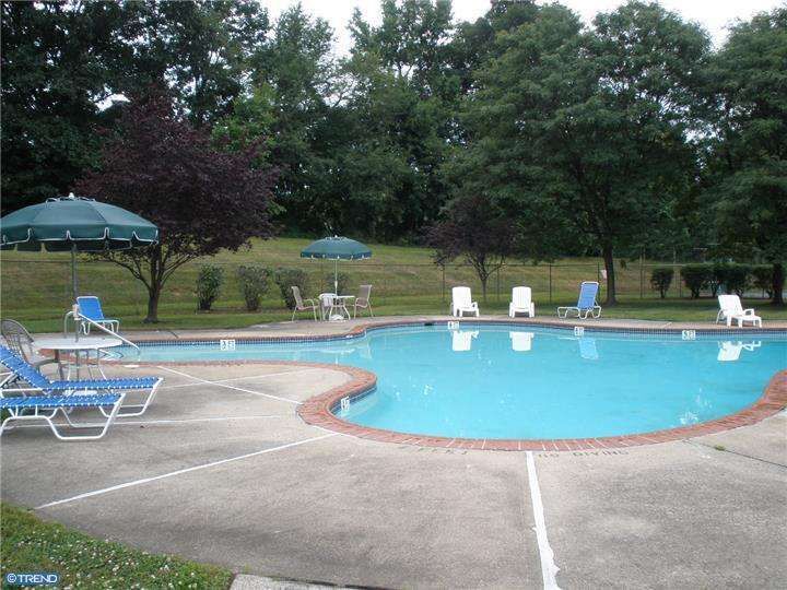 Building Photo - 606 Meadow Woods Ln