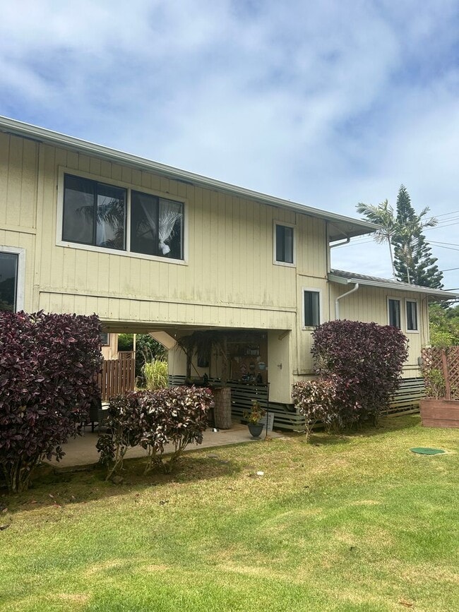 Building Photo - 3bd/2ba unit on Poipu Rd