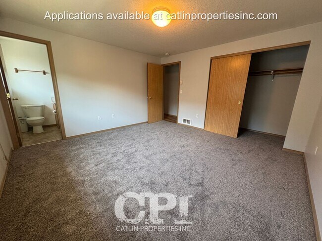 Building Photo - 4638 Olympia Way
