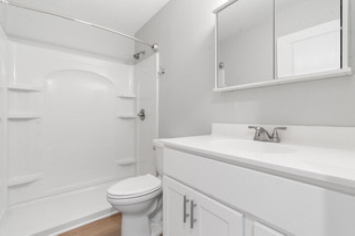 Building Photo - 1646 W 42nd St