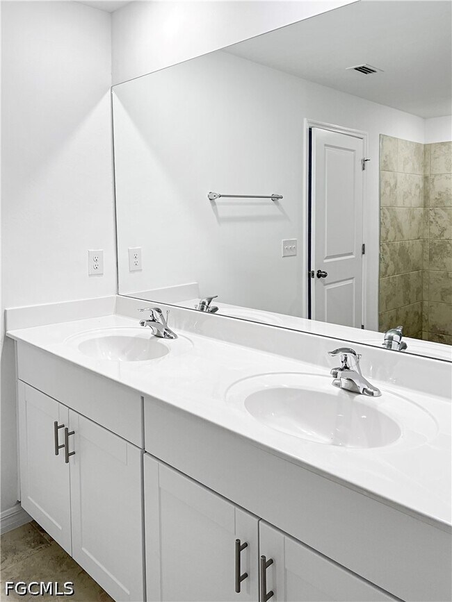 Building Photo - 4263 Villa Rapallo Wy