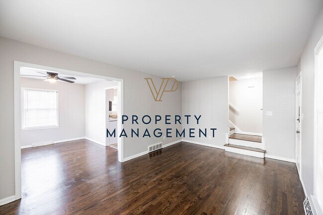 Building Photo - 6643-6645 Floyd St