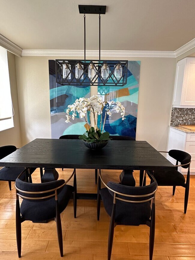 Building Photo - **PELICAN BAY**ST NICOLE**NEWLY FURNISHED**STUNNING SEASONAL OR ANNUAL RENTAL**