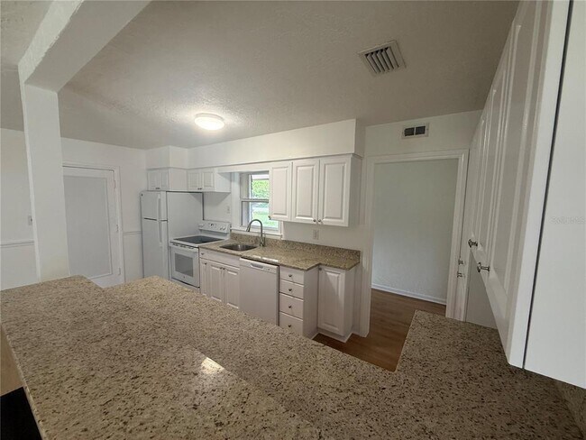 Building Photo - 2588 Colorado St