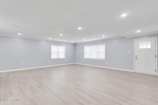 Building Photo - 4444 Main Hwy