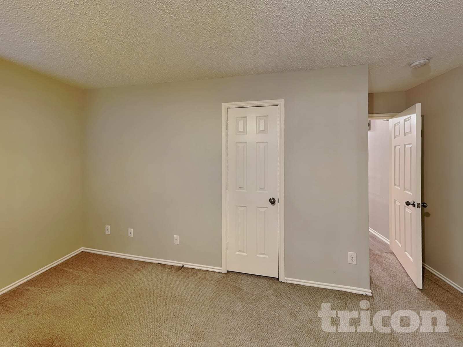Building Photo - 2904 Crimson Clover Dr
