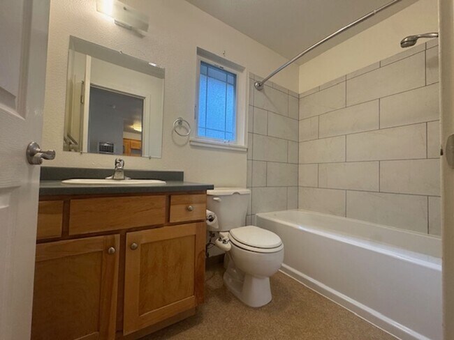 Building Photo - 2907 Janes Creek Dr