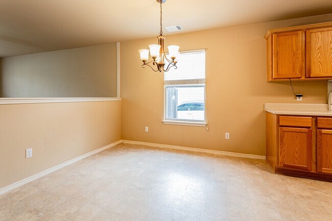 Building Photo - 3-Bed, 2.5-Bath Gem with Covered Porch & S...